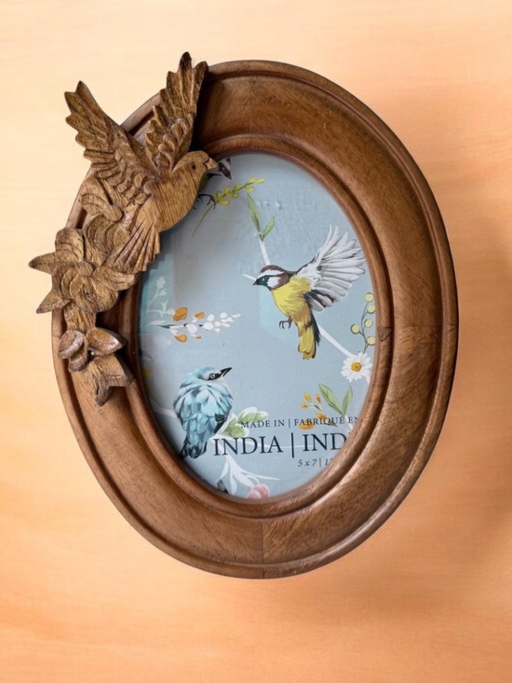 Carved Wooden Oval Photo Frame with Bird Accent 3d. 5”x7” photo